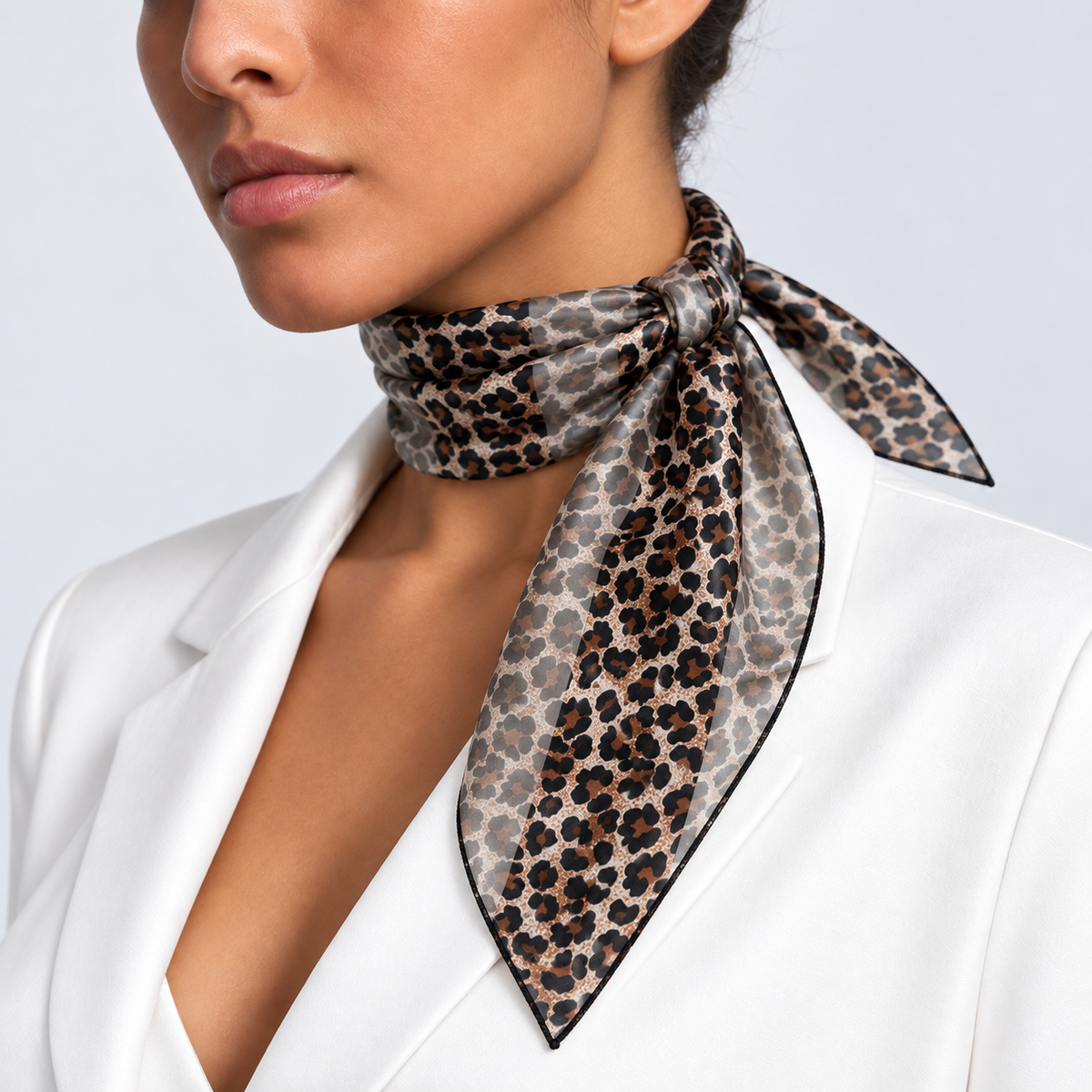 Esarfa imprimeu animal print
